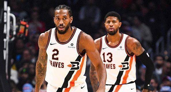  快船队双星伤愈复出，客场力克掘金  